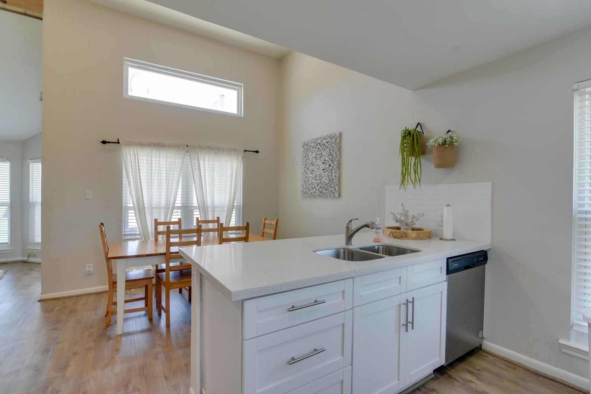 Galveston Townhome With Balconies Walk To Beach! Ngoại thất bức ảnh